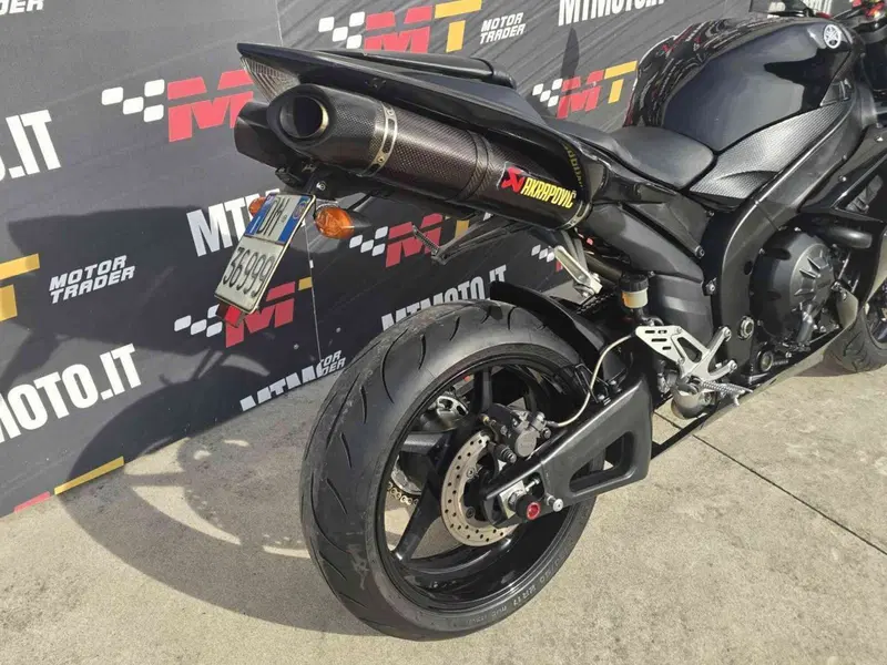 Yamaha YZF R1 (2007 - 08) (6)