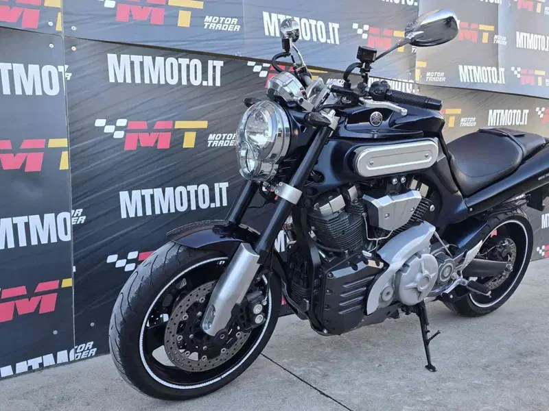 Yamaha MT-01 (2005- 11) (3)