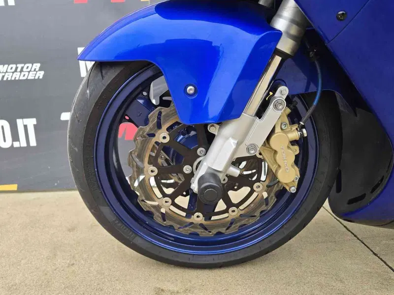 Kawasaki Ninja 1200 ZX-12R (2000 - 06) (12)