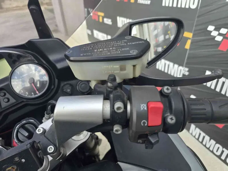 Kawasaki GTR 1400 (2007 - 09) (11)