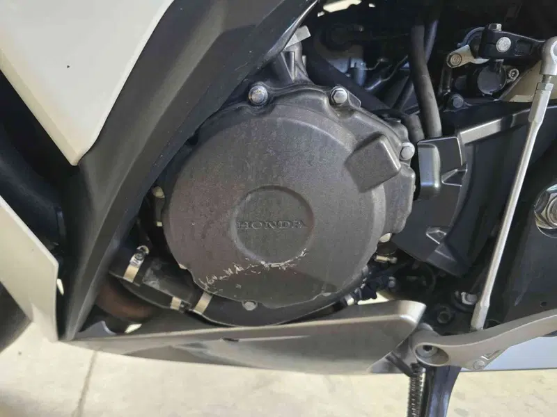 Honda CBR 1000 RR Fireblade (2012 - 16) (19)