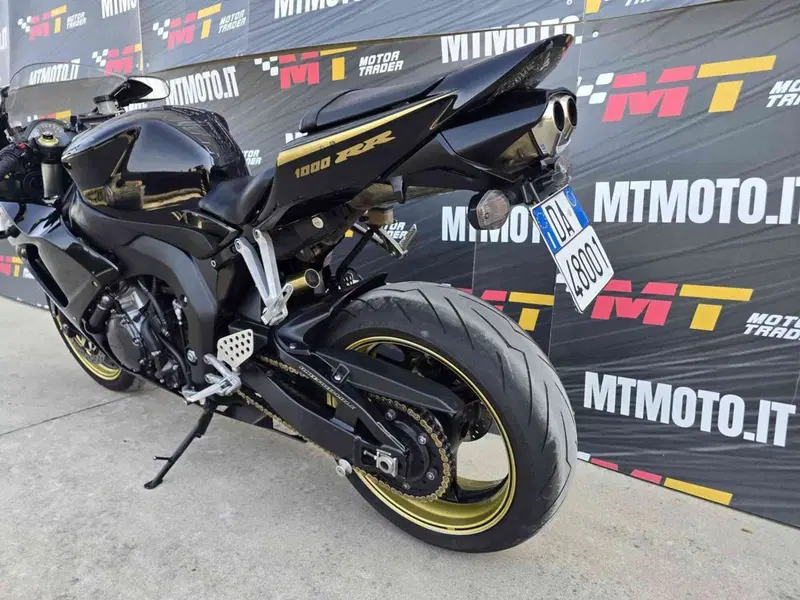 Honda CBR 1000 RR Fireblade (2006 - 07) (3)