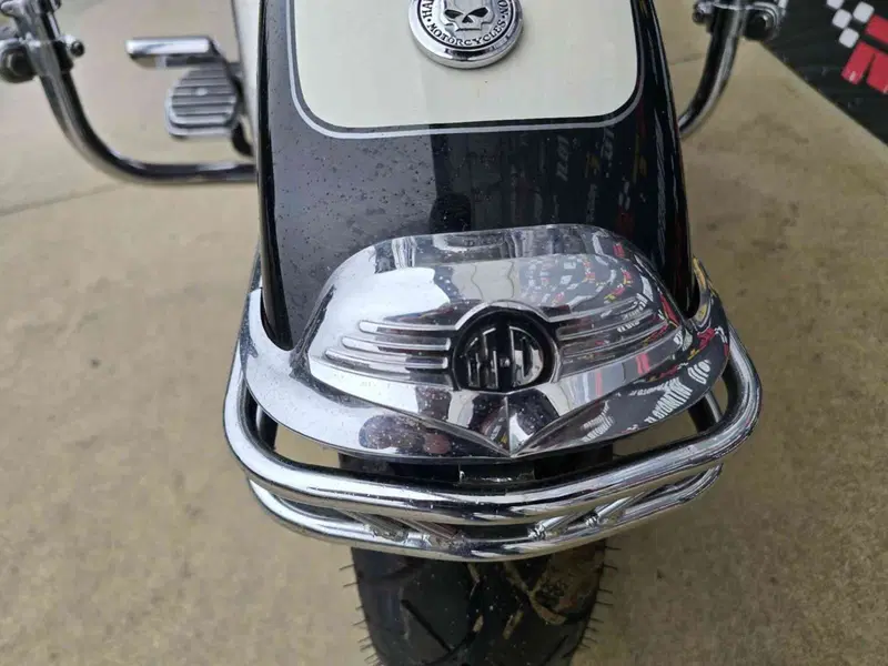 Harley-Davidson 103 Road King Classic (2011 - 13) - FLHRC (21)