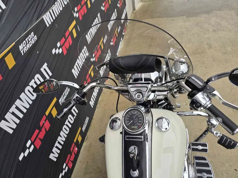 Harley-Davidson 103 Road King Classic (2011 - 13) - FLHRC (22)