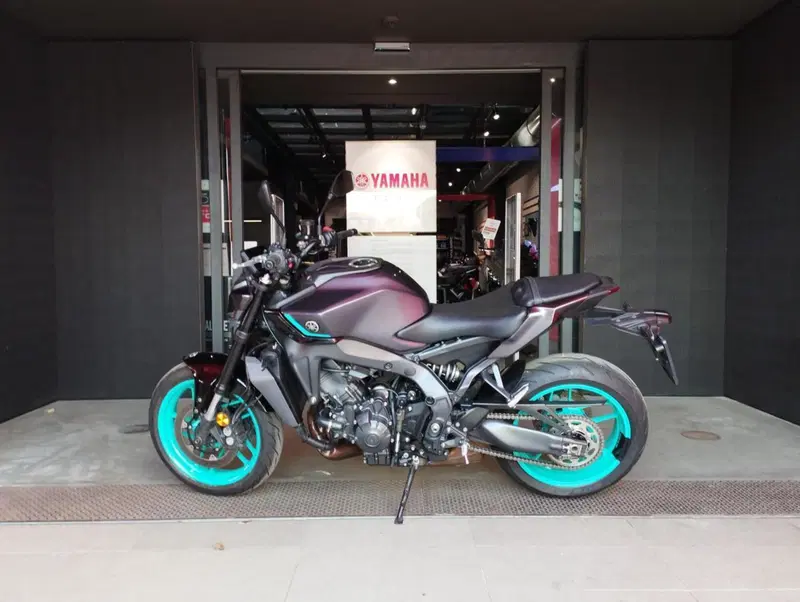 Yamaha MT-09 (2024 - 26) (4)