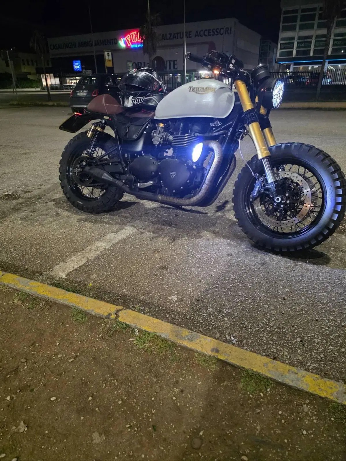 Triumph Bonneville T100 (2001 - 07)