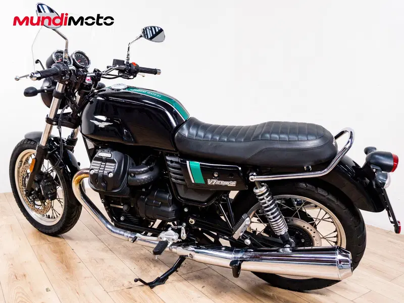 Moto Guzzi V7 III Special (2017 - 20) (7)