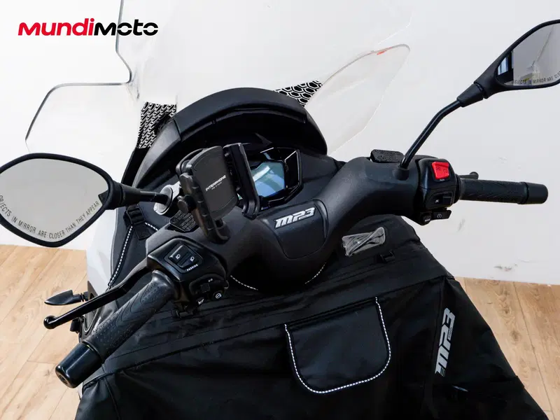 Piaggio Mp3 300 Sport LT NO ABS (2017 - 18) (11)