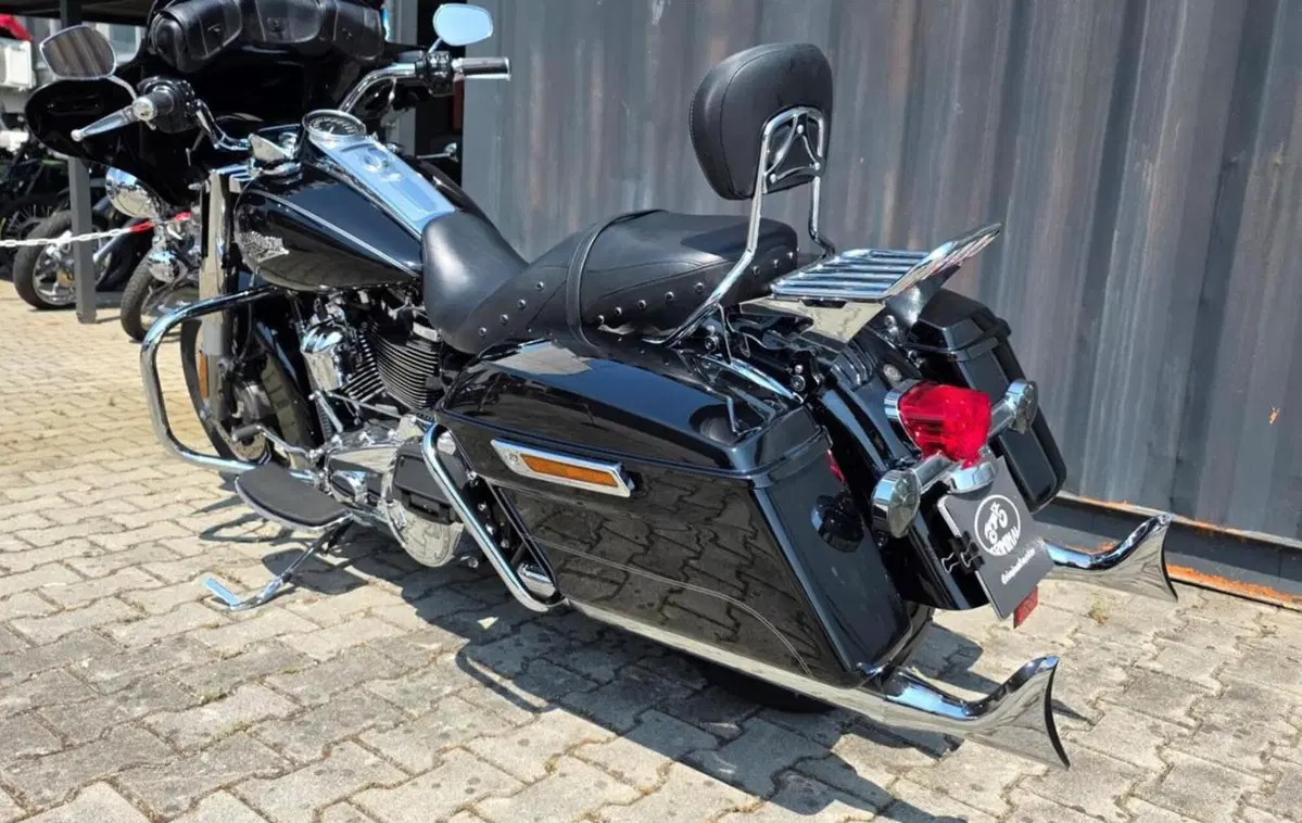 Harley-Davidson 107 Road King (2017) - FLHR (14)