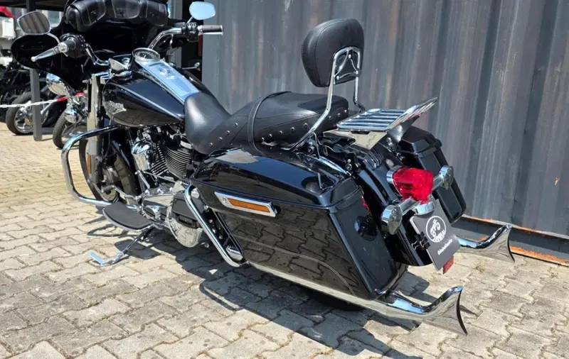 Harley-Davidson 107 Road King (2017) - FLHR (14)