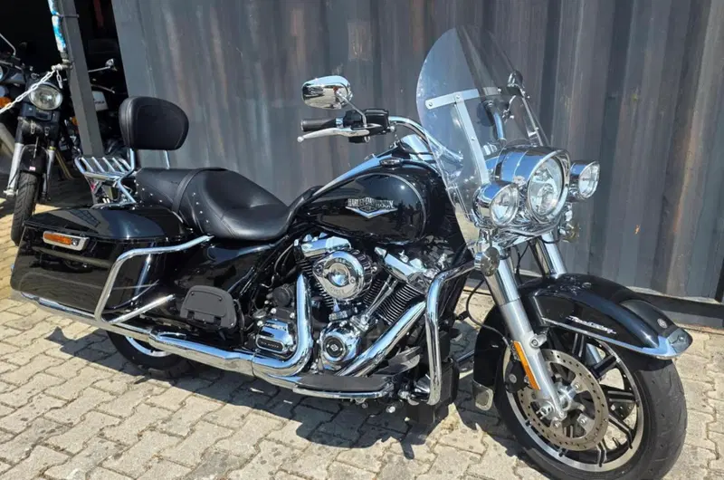 Harley-Davidson 107 Road King (2017) - FLHR (3)