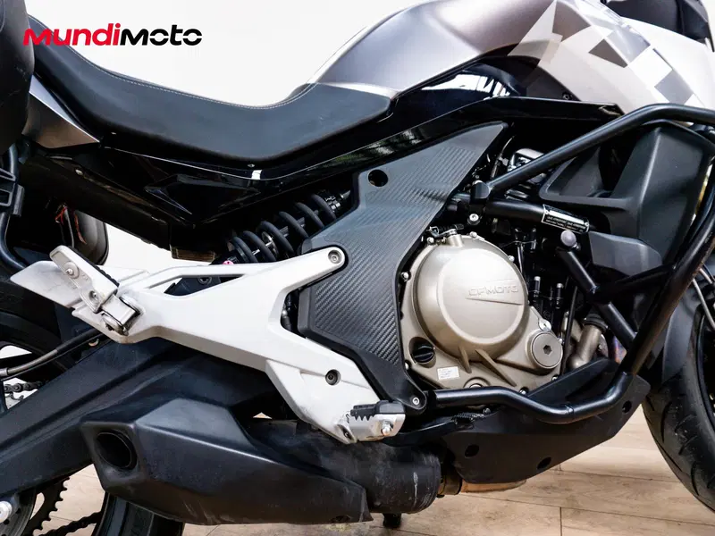 CFMOTO 650MT (2019 - 20) (4)