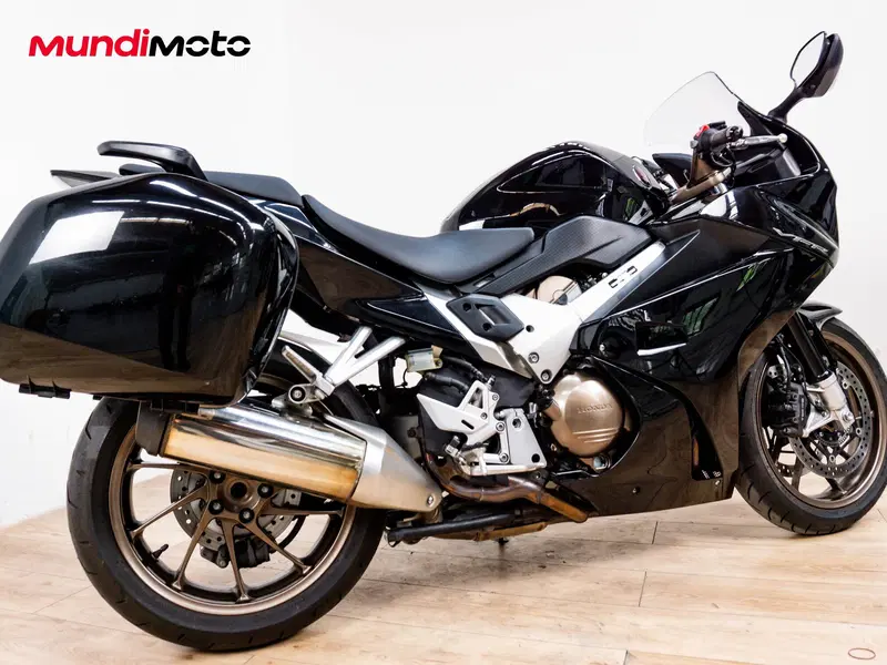 Honda VFR 800 ABS (2002 - 06) (3)