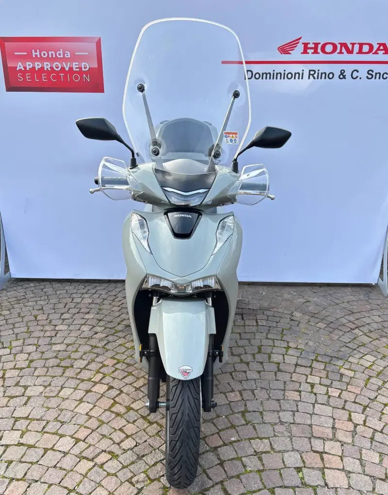 Honda SH 125i (2024 - 25) (2)
