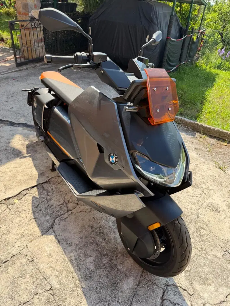 Bmw CE 04 (2021 - 25) (2)