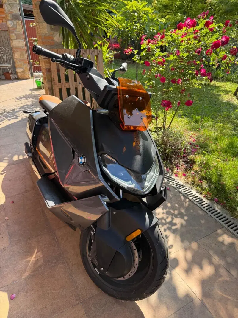 Bmw CE 04 (2021 - 25) (6)