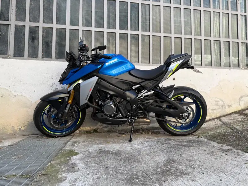 Suzuki GSX-S1000 (2021 - 25) (6)