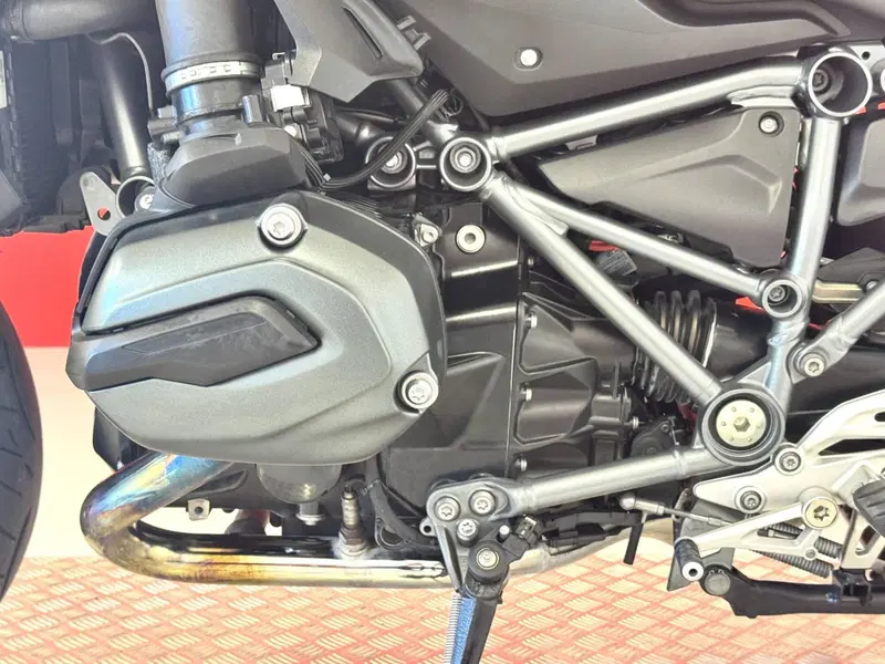 Bmw R 1200 R (2017 - 18) (15)