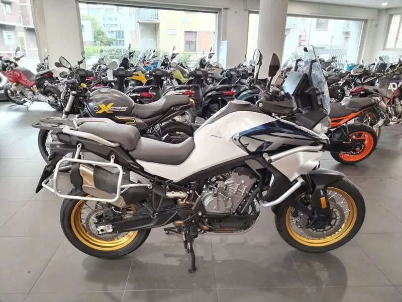 CFMOTO 800MT Explore (2023 - 26)