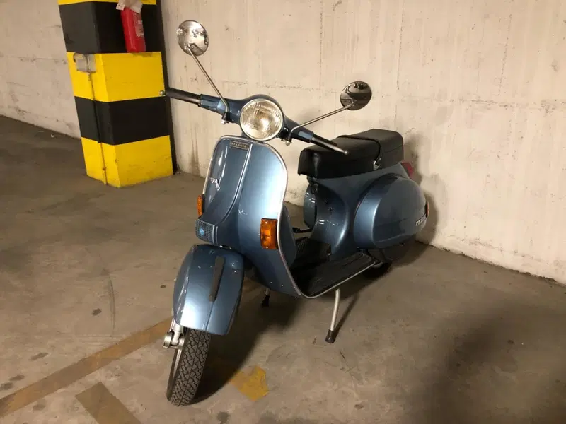 Piaggio Vespa 125 PX 
