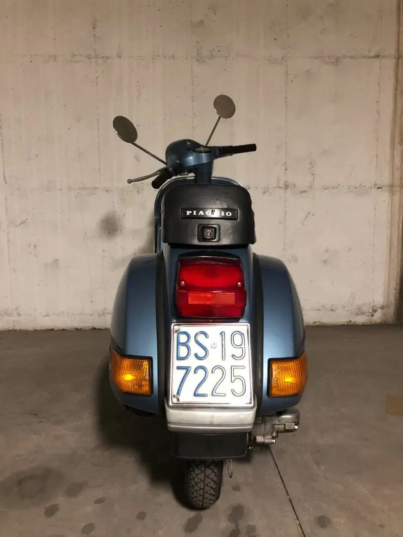 Piaggio Vespa 125 PX  (5)