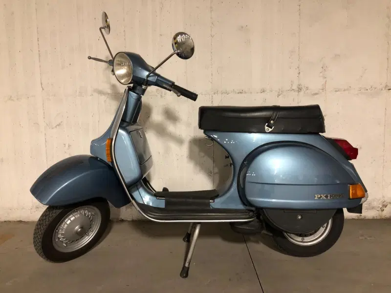 Piaggio Vespa 125 PX  (6)