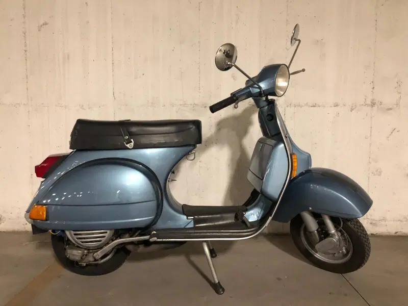 Piaggio Vespa 125 PX  (10)