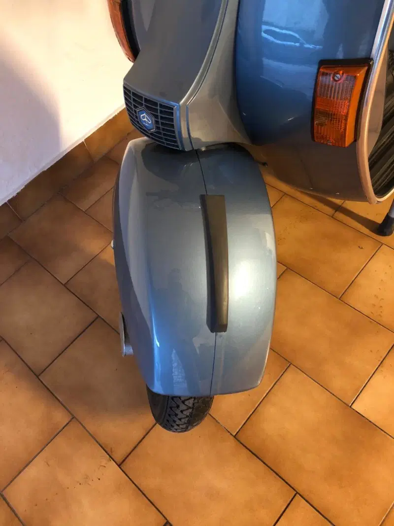 Piaggio Vespa 125 PX  (16)