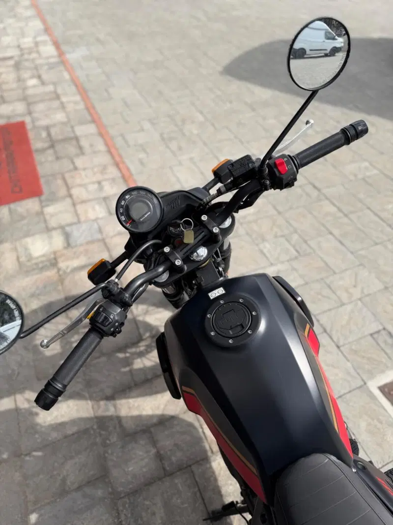 Royal Enfield Scram 411 (2022 - 24) (3)