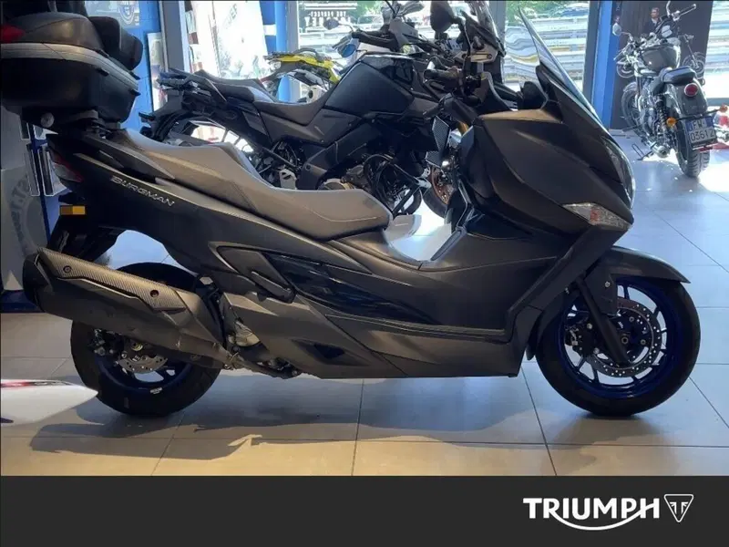 Suzuki Burgman 400 (2022 - 24) (3)
