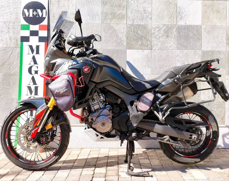 Honda Africa Twin CRF 1000L DCT ABS (2016 - 17) (2)