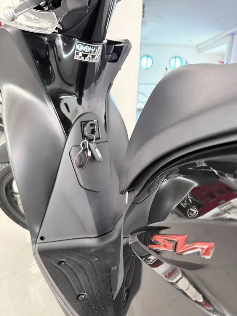 Honda SH 125i Sport (2024 - 25) (8)
