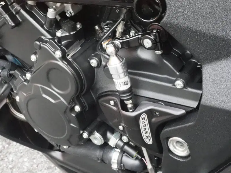 MV Agusta Turismo Veloce 800 Lusso SCS (2021 - 26) (6)