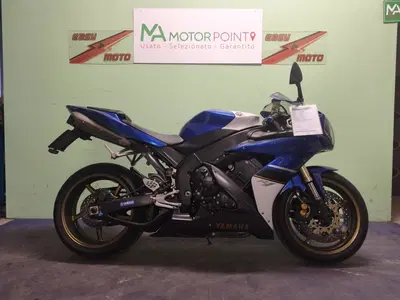 Yamaha YZF R1 (2004 - 05) usata