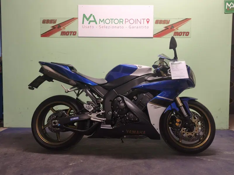 Yamaha YZF R1 (2004 - 05)