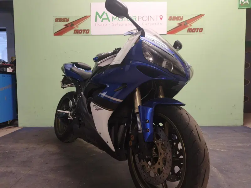 Yamaha YZF R1 (2004 - 05) (5)