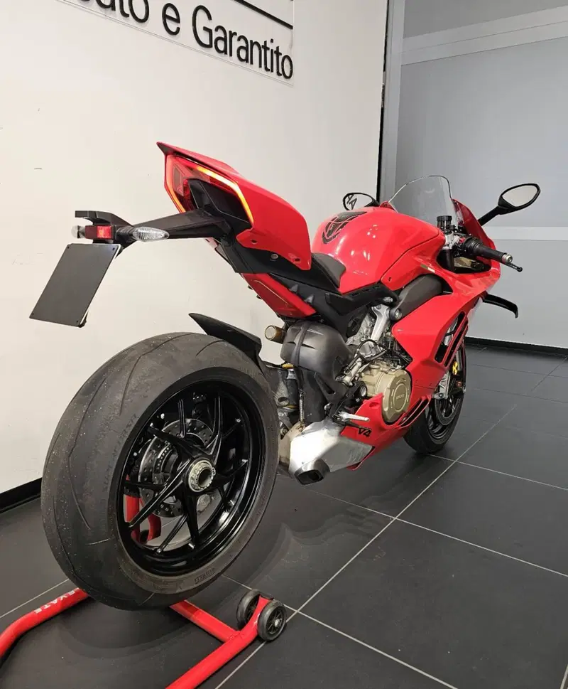 Ducati Panigale V4 (2022 - 24) (3)