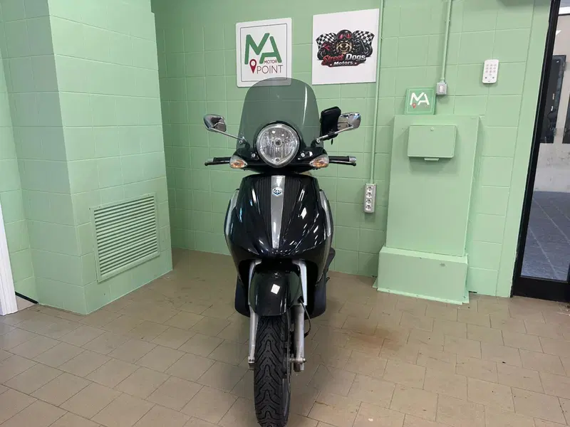 Piaggio Beverly 300 i.e. (2010 - 16) (3)