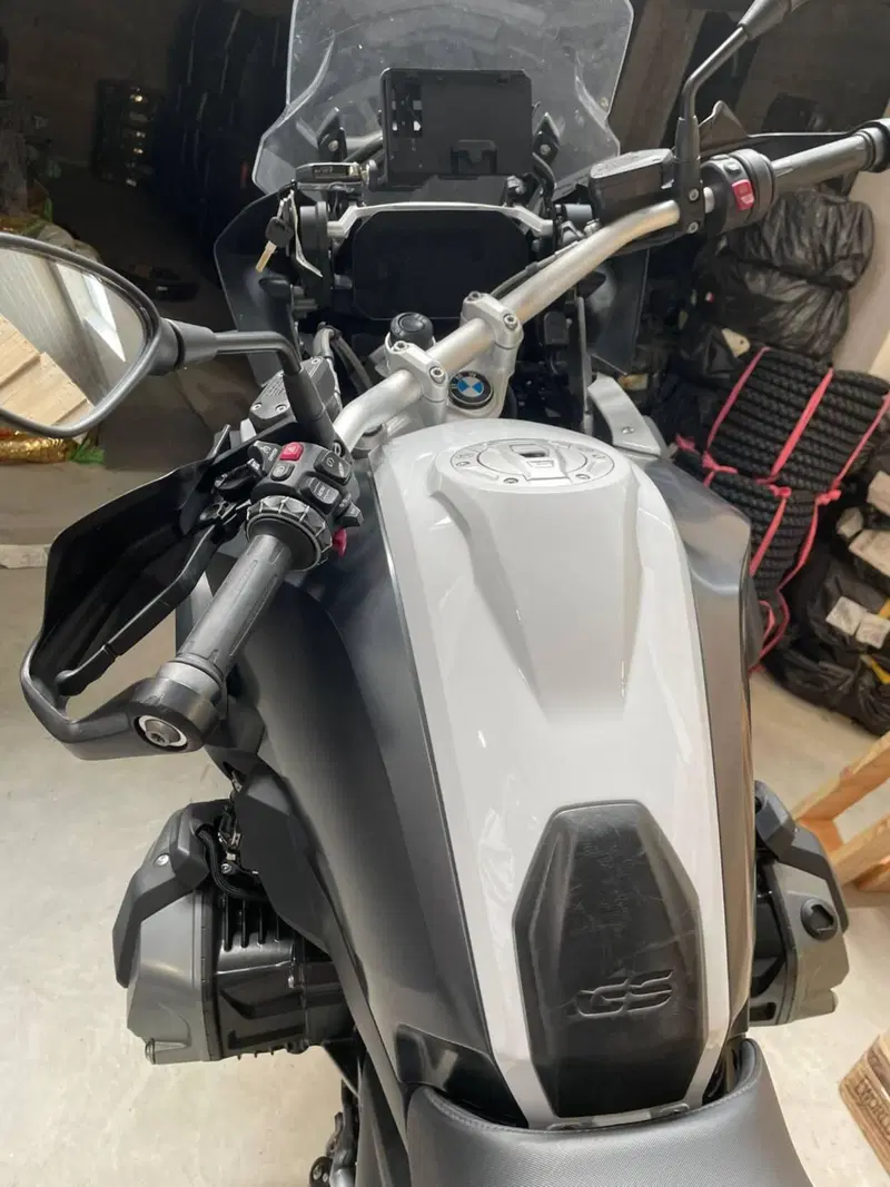 Bmw R 1250 GS (2021 - 24) (2)