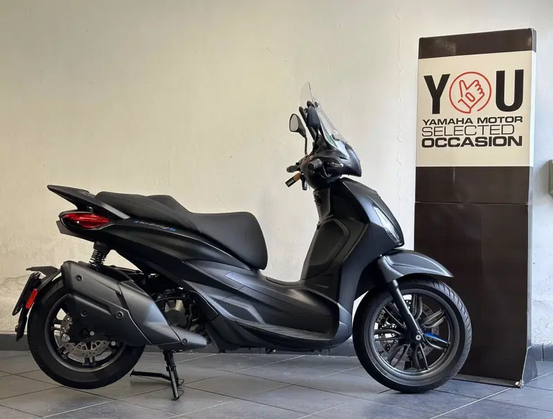 Piaggio Beverly 400 S (2025 - 26)