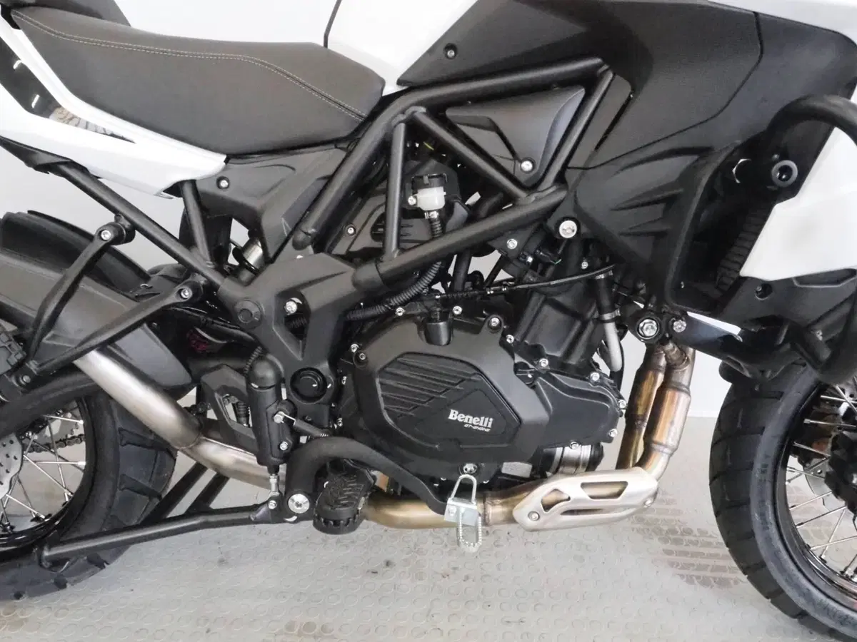 Benelli TRK 502X (2021 - 26) (2)