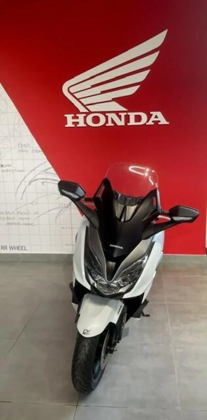 Honda Forza 350 (2022 - 24) (3)