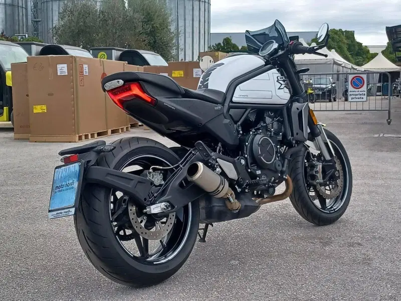 CFMOTO 700CL-X Sport (2022 - 26) (5)