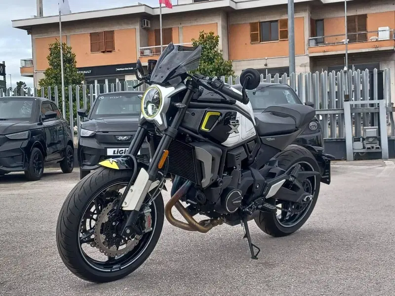CFMOTO 700CL-X Sport (2022 - 26) (7)