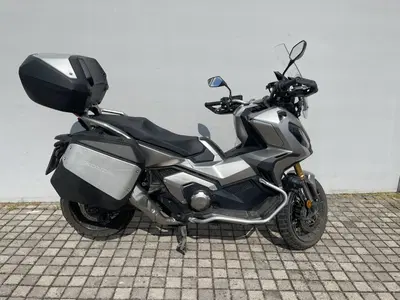 Honda X-ADV 750 DCT Travel (2021 - 24) usata