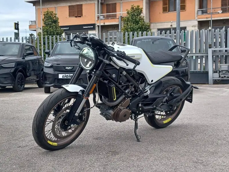 Husqvarna Vitpilen 125 (2024 - 26) (3)