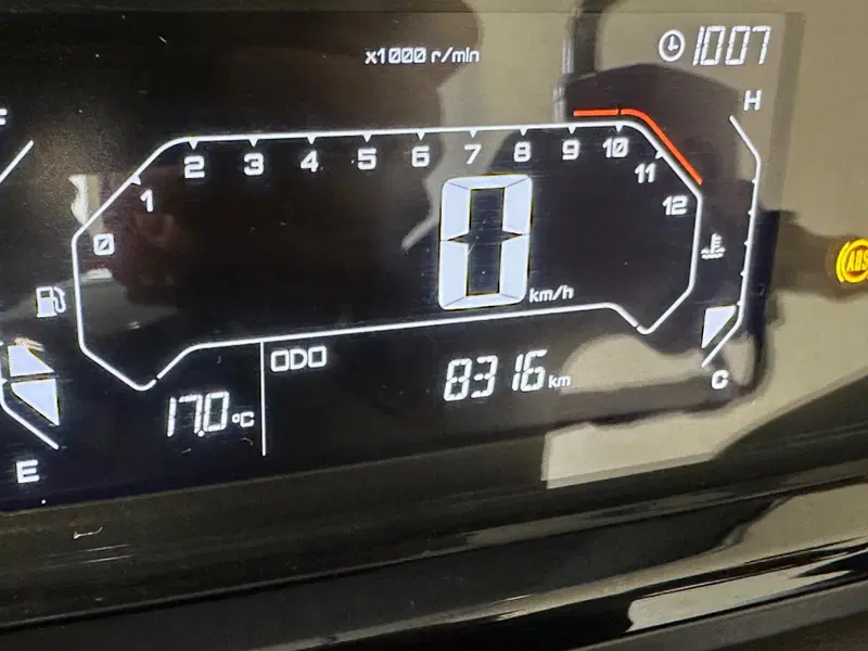 Yamaha X-Max 300 (2021 - 24) (3)
