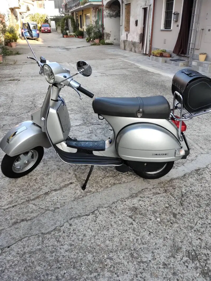 Piaggio Vespa 150 PX (1980 - 00) (5)