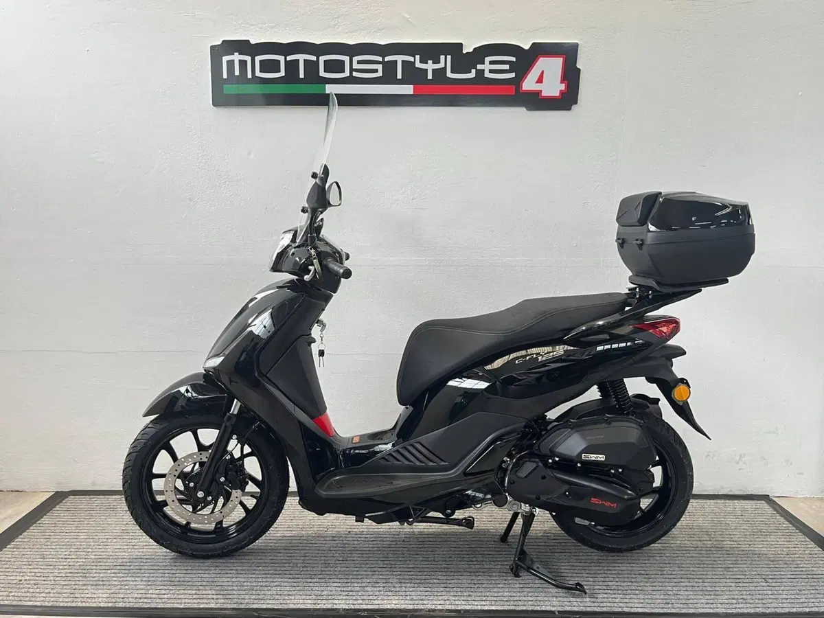 Swm C-Fly 125 (2026) (2)