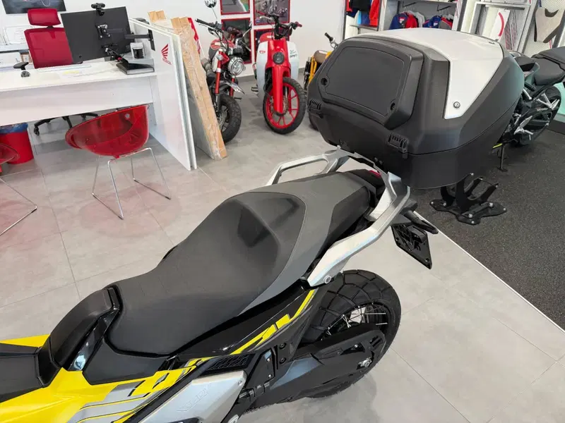 Honda X-ADV 750 Gravel (2025 - 26) (9)